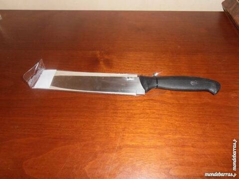 Couteau (54) 3 Tours (37)