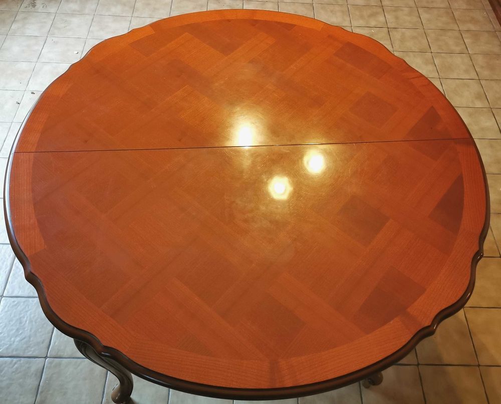 Table de salle &agrave; manger type Louis 15 Meubles