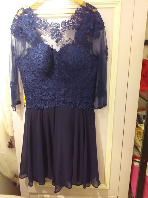 divers v�tements et objets diverses 0 Chevilly-Larue (94)