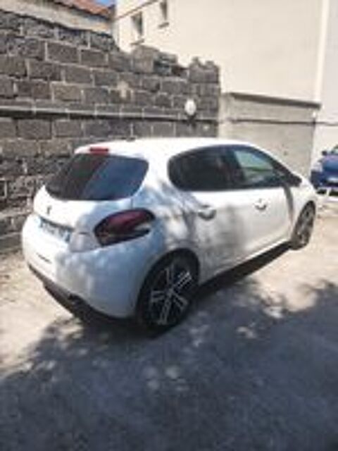 208 PureTech 110ch S&S EAT6 GT Line 2018 occasion 93120 La Courneuve