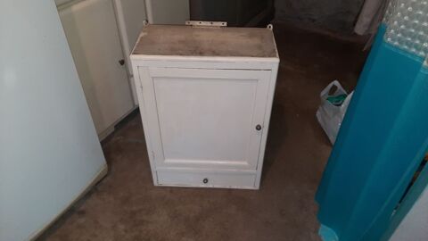 Armoire de toilette ancienne 15 Dampierre-en-Yvelines (78)