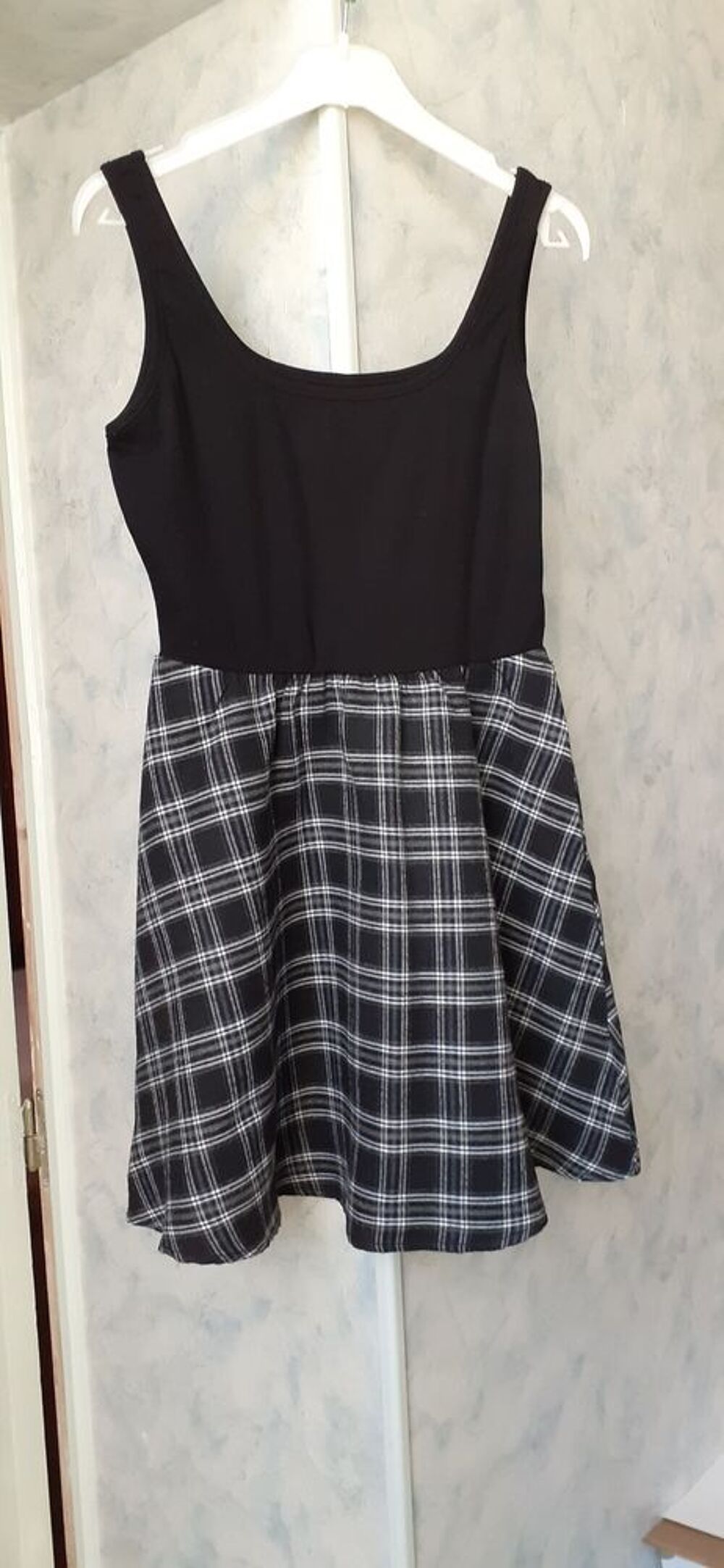 Robe &eacute;t&eacute; taille S Vêtements