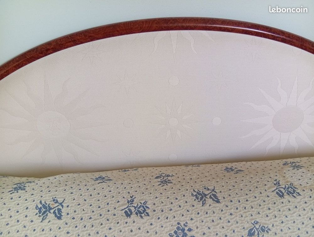 Ensemble de chambre : couvre-lit + t&ecirc;te de lit + tentures Décoration