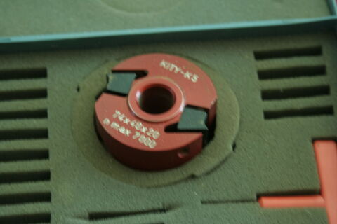     Coffret  Porte outil  a profiler Kiti 120 Lisle-sur-Tarn (81)