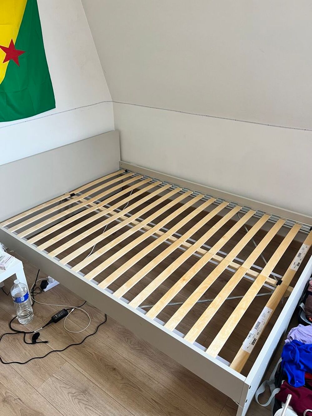 structure lit + sommier 140 X 200 Meubles