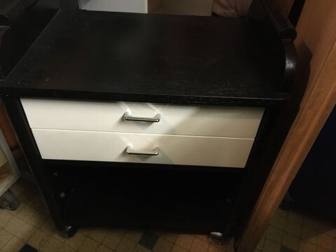 Petit meuble � roulettes 40 Hettange-Grande (57)