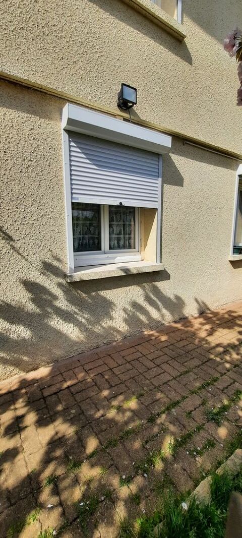 5 Volets roulants jamais utiliss. L 140 cm H 150 cm. 200 Bourg-en-Bresse (01)