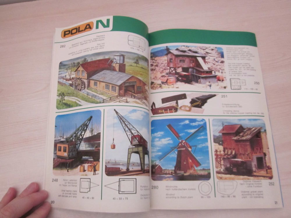 
Catalogue Pola 1977 rmod&egrave;les N et HO super rare mod&eacute;lisme Jeux / jouets