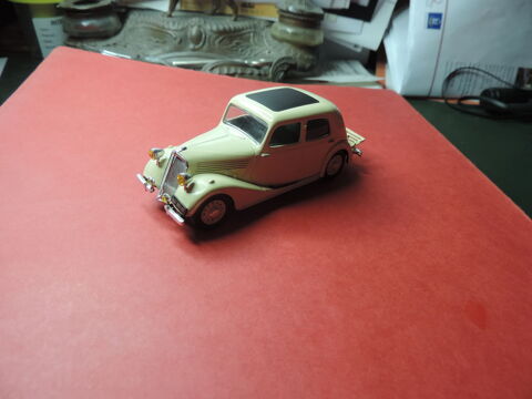 NOREV - RENAULT CELTAQUATRE -  1/43 me. 12 Albi (81)