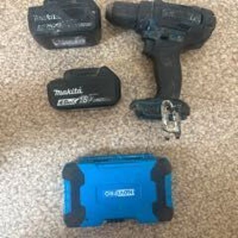   ma visseuse 18v avec deux batterie une 4.0AH et une 5.0AH avec une boite d'embout négociable jusqu'à 100€ max 