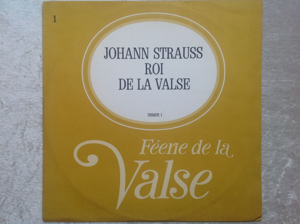JOHANN STRAUSS ROI DE LA VALSE F&Eacute;ERIE... Envoi Possible
CD et vinyles