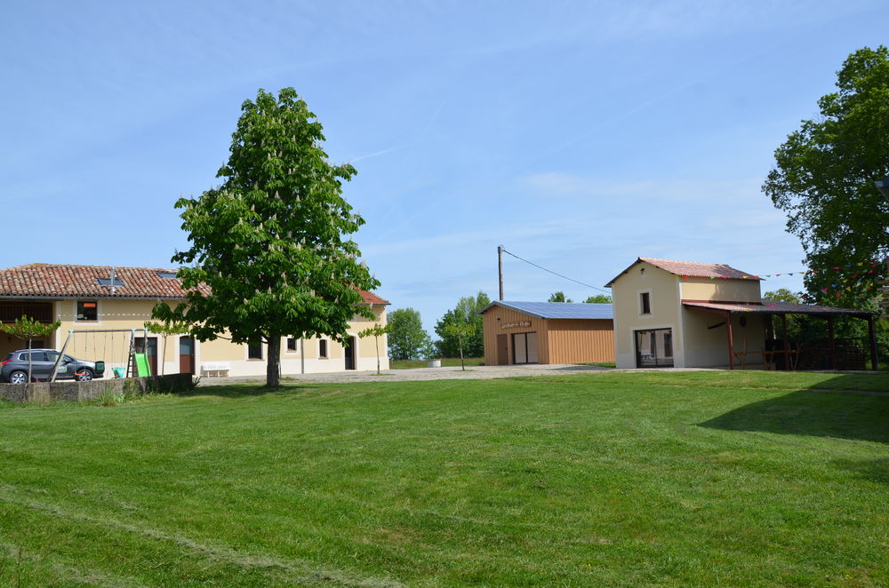   GITE GRANDE CAPACITE 15 PERSONNES Midi-Pyrénées, Grazac (81800)