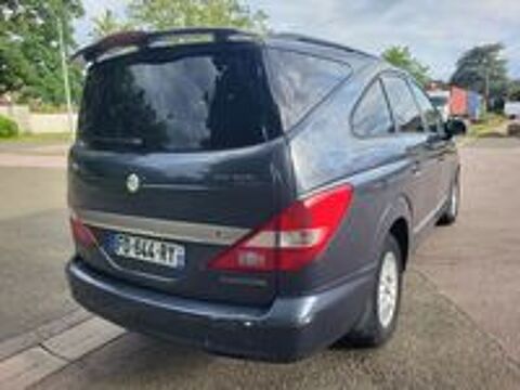 Rodius SSANGYONG RODIUS 2.7 XDI 4X4 164 CH BOITE AUTOMATIQUE 7 PL 2005 occasion 78540 Vernouillet