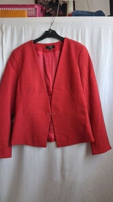 blazer rouge 30 Cuxac-d'Aude (11)