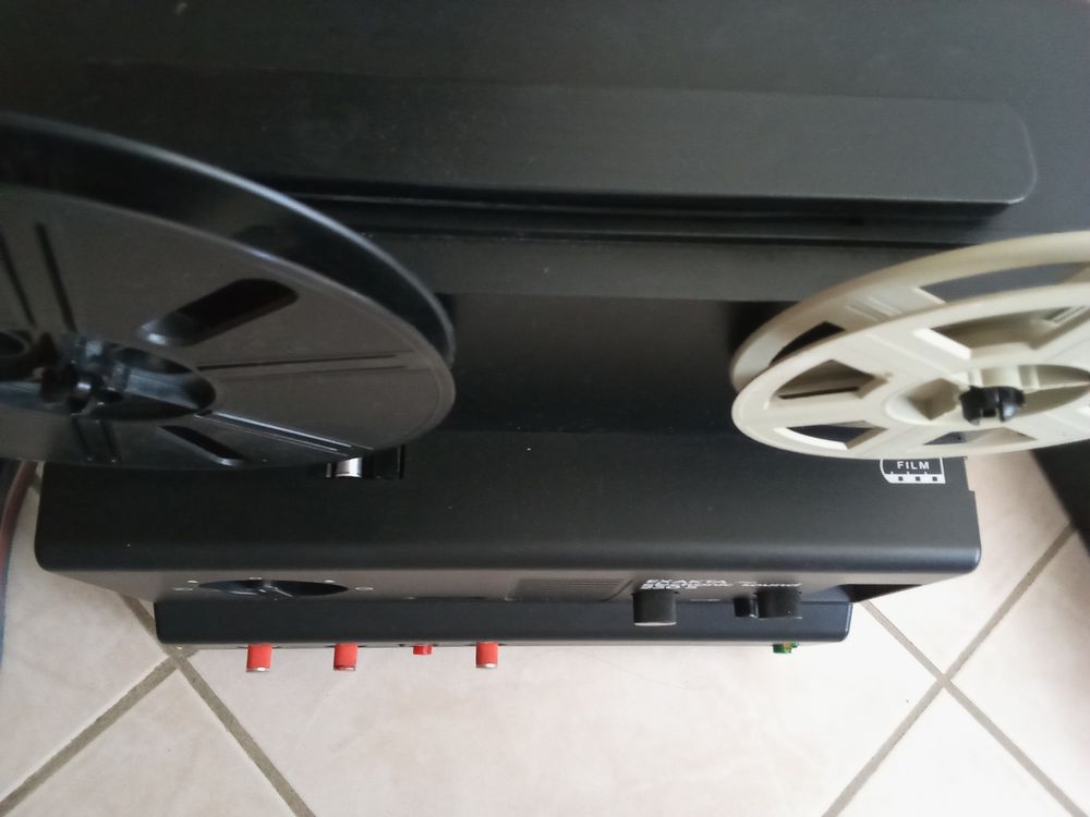 Projecteur super 8 couleur Photos/Video/TV