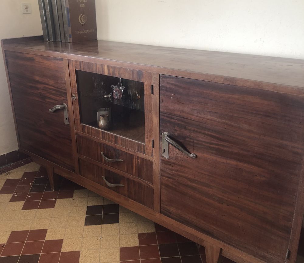 Beaux Meubles locaux en bois massif mahogany Meubles