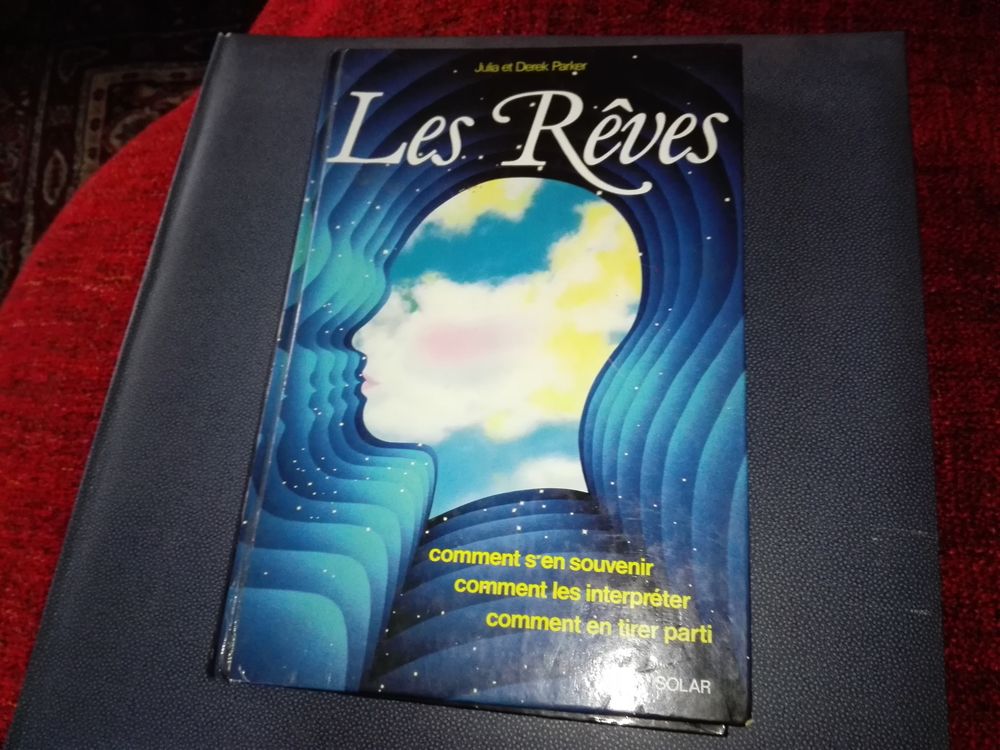 LES REVES Livres et BD
