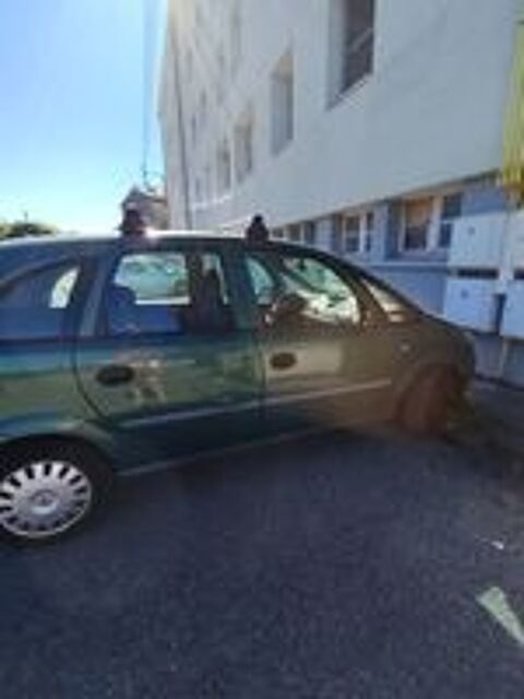 Meriva 1.6i Essentia 2003 occasion 81200 Mazamet