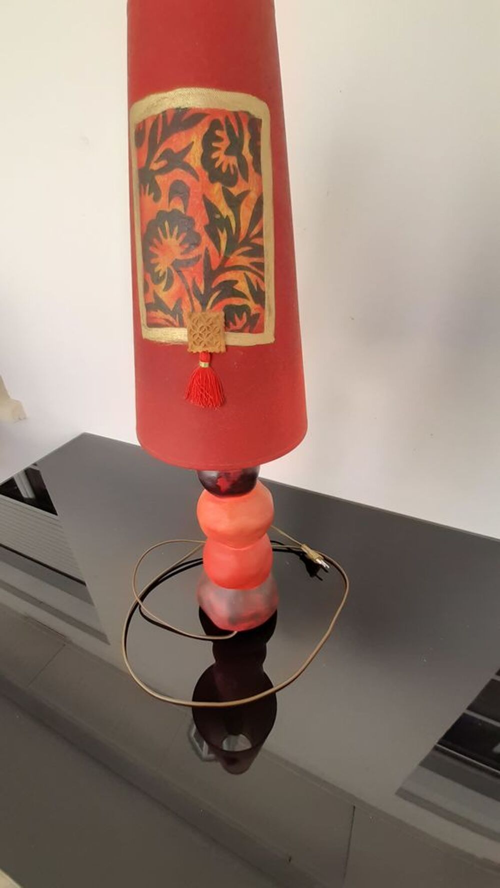 Lampe de couleur rouge (remise en mains propres) Dcoration