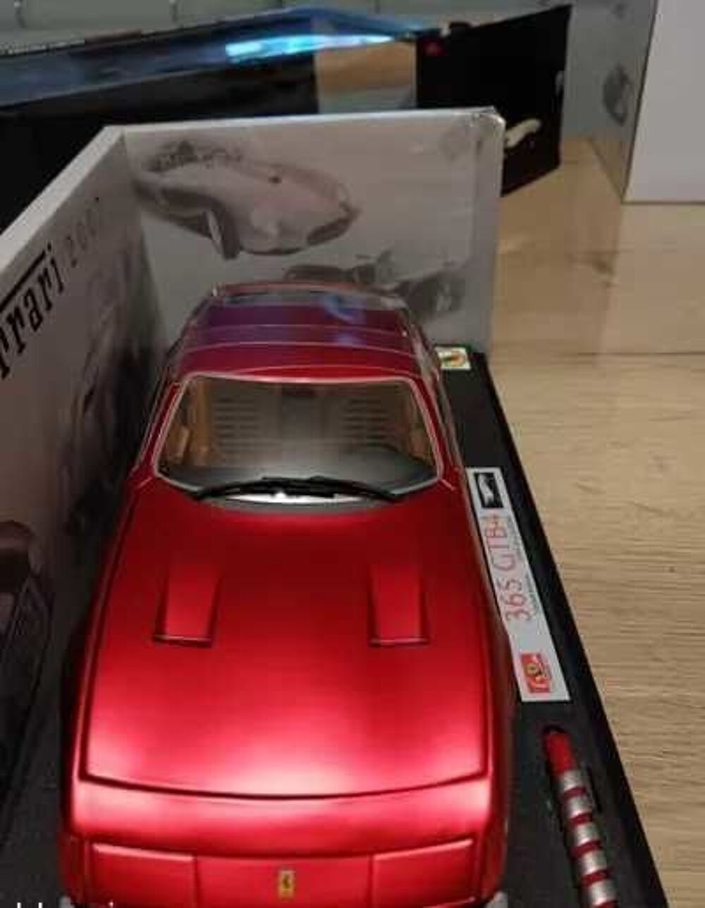 Ferrari 365 GTB4 1 /18 60 ANS 