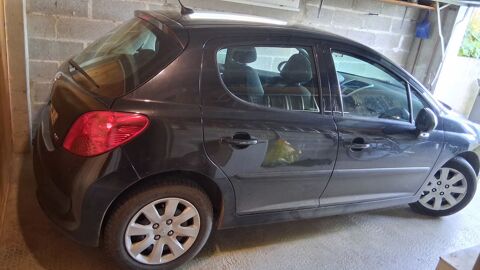 Peugeot 207 1.4e 75ch Style