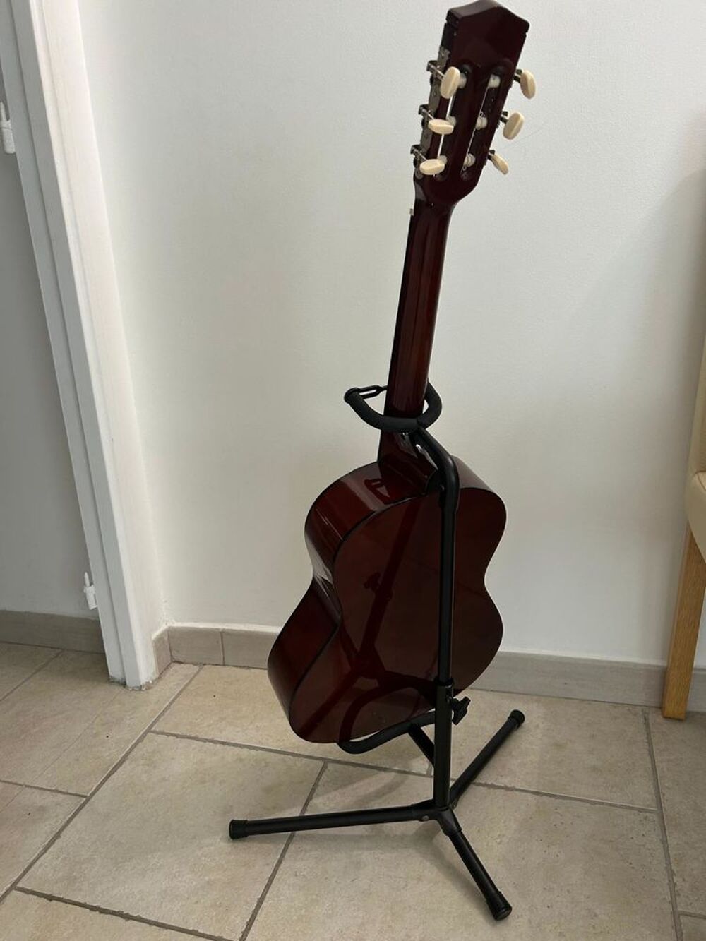 Pack guitare Shiver taille 3/4 id&eacute;ale d&eacute;butant . Instruments de musique
