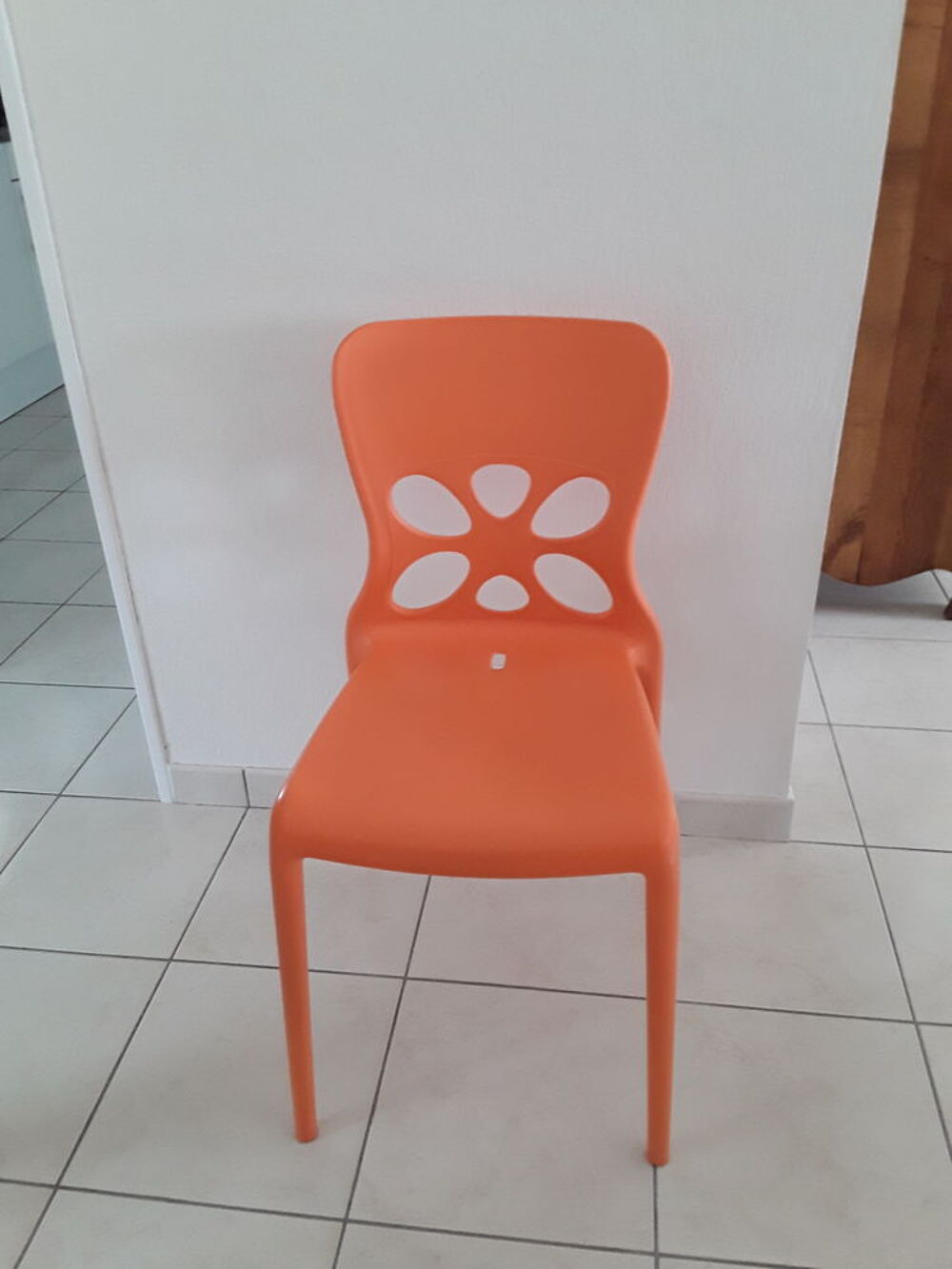 CHAISES en POLYPROPYLENE Meubles