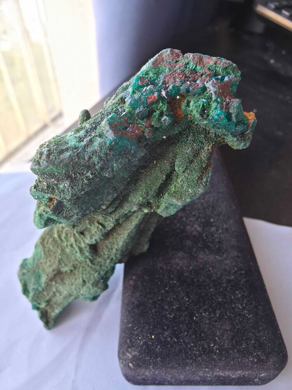 Dioptase Cristallis&eacute;e &amp; Malachite Velours RDC de Collection 196g 