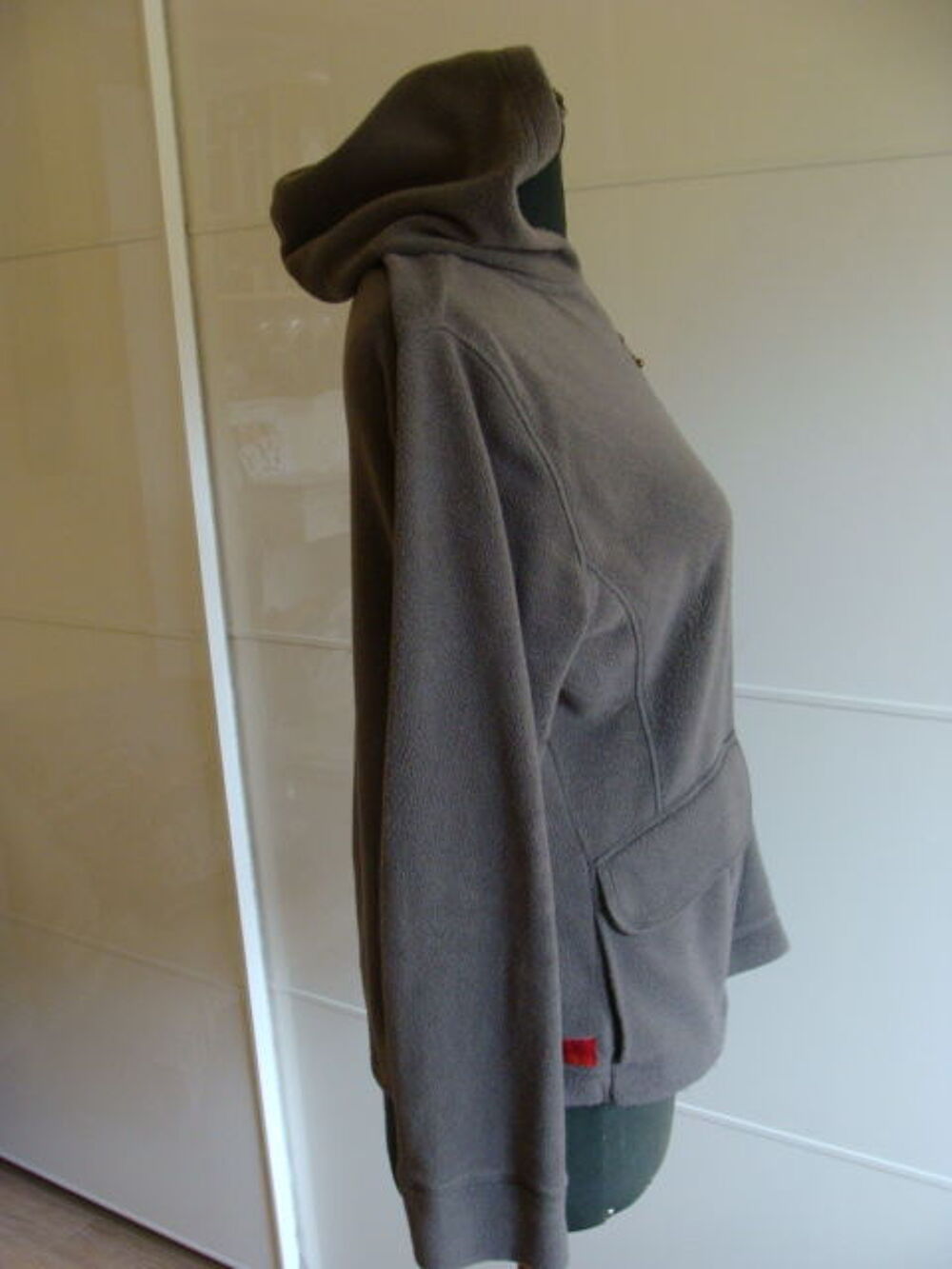 Veste polaire taupe T. 3 Vêtements