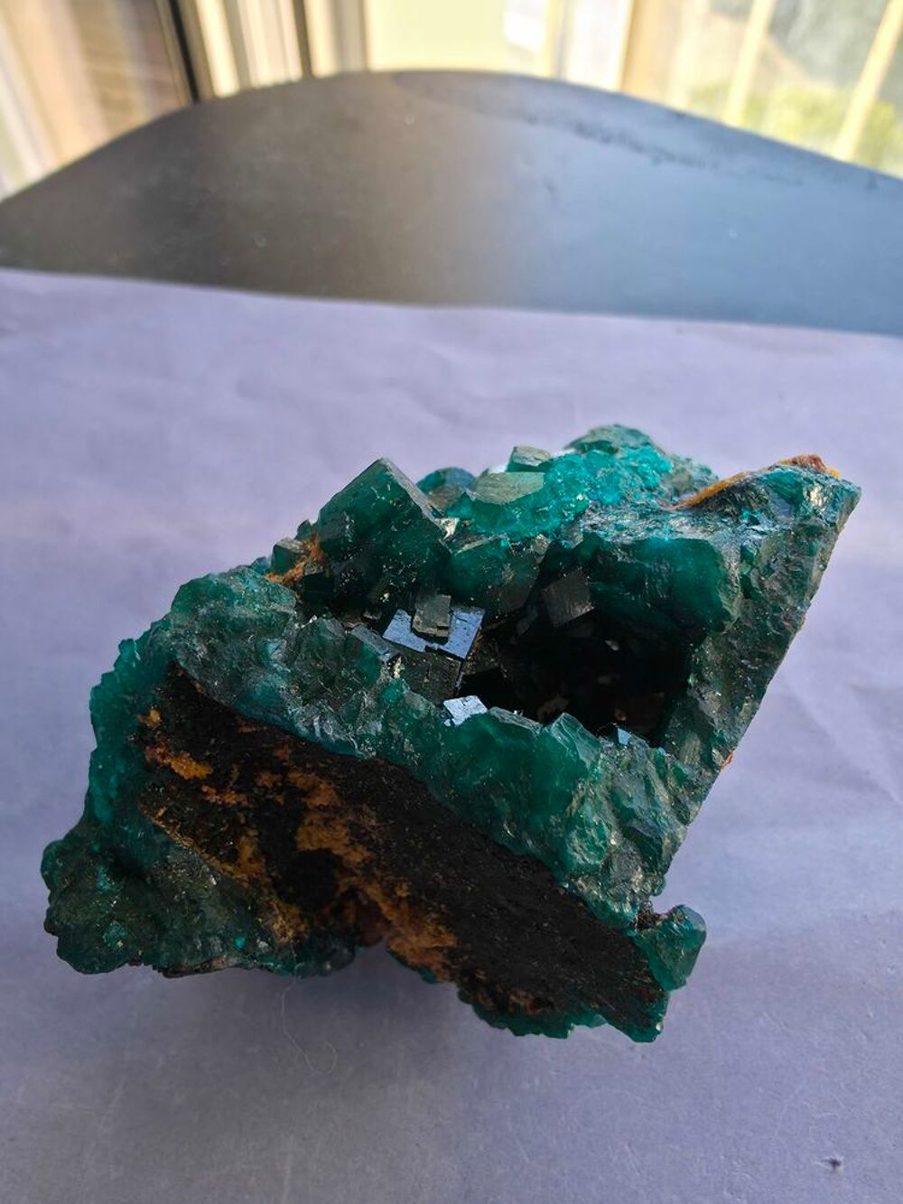 Dioptase sur Gangue Naturelle-Katanga, RDC(134g) 