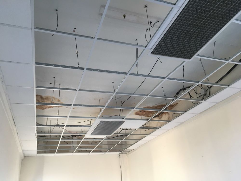 Structure plafond suspendu/luminaire plafonnier Bricolage