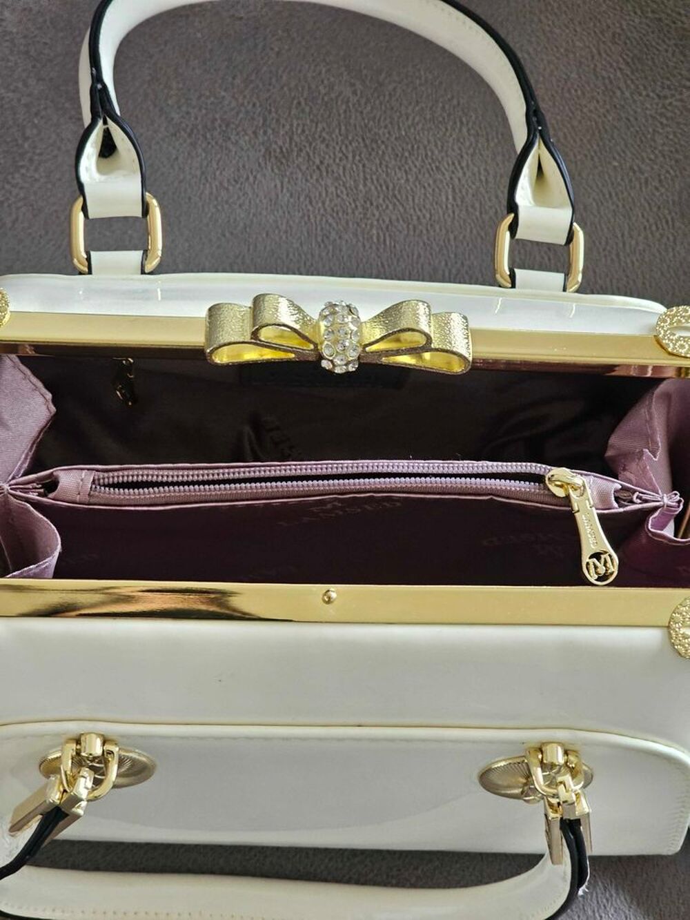 Sac &agrave; main neuve Maroquinerie