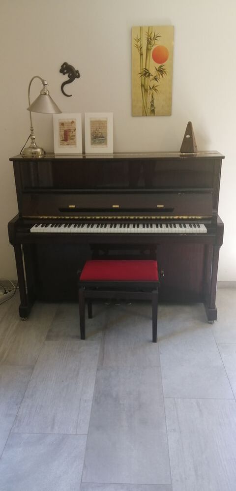 Piano Yamaha P 121  3500 Forges-les-Bains (91)