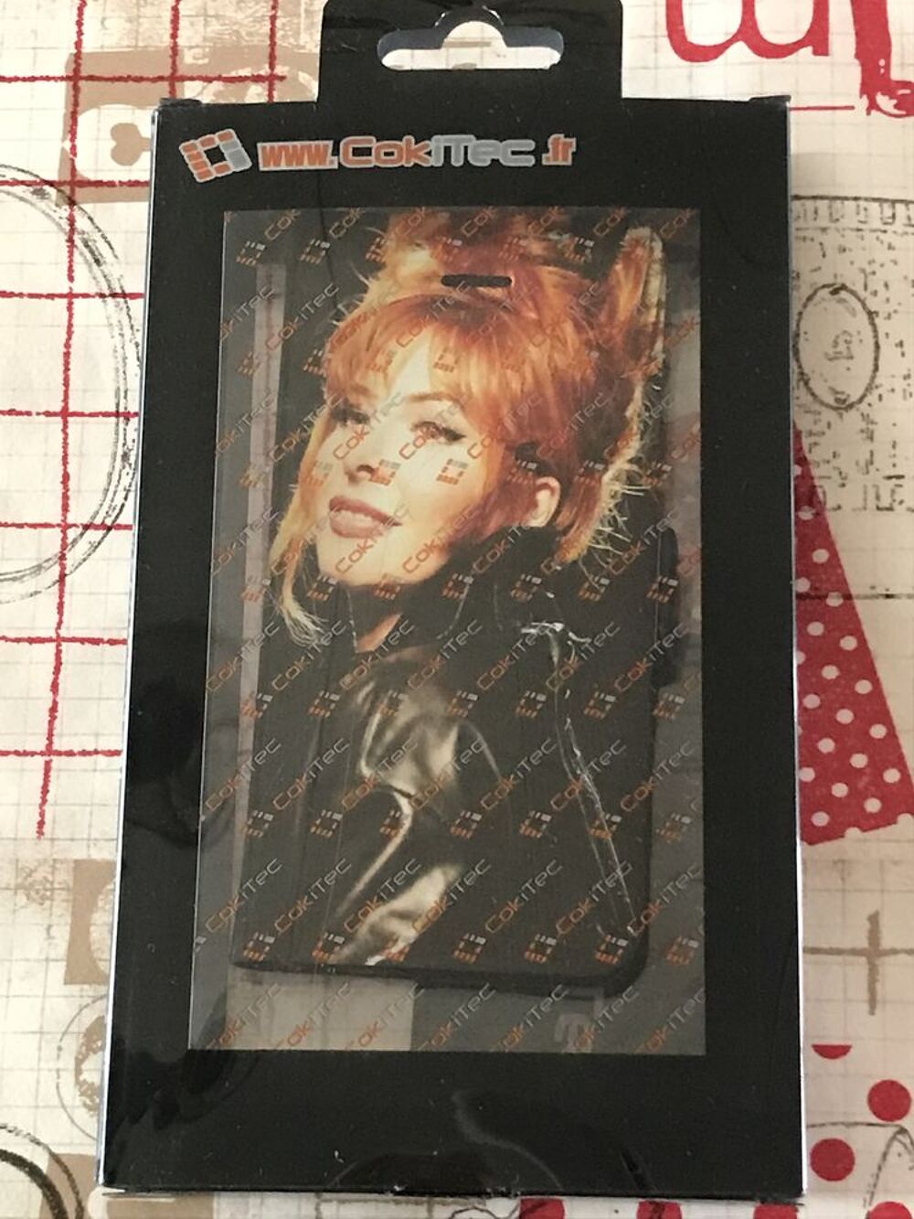 Housse Cuir Portefeuille Iphone 5C Myl&egrave;ne Farmer Téléphones et tablettes