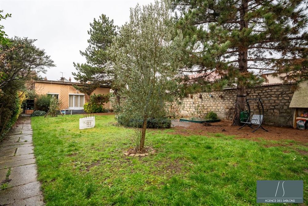 Maison 8 pièces 180 m² · à Chatou · 180 m² · 990 000 €
