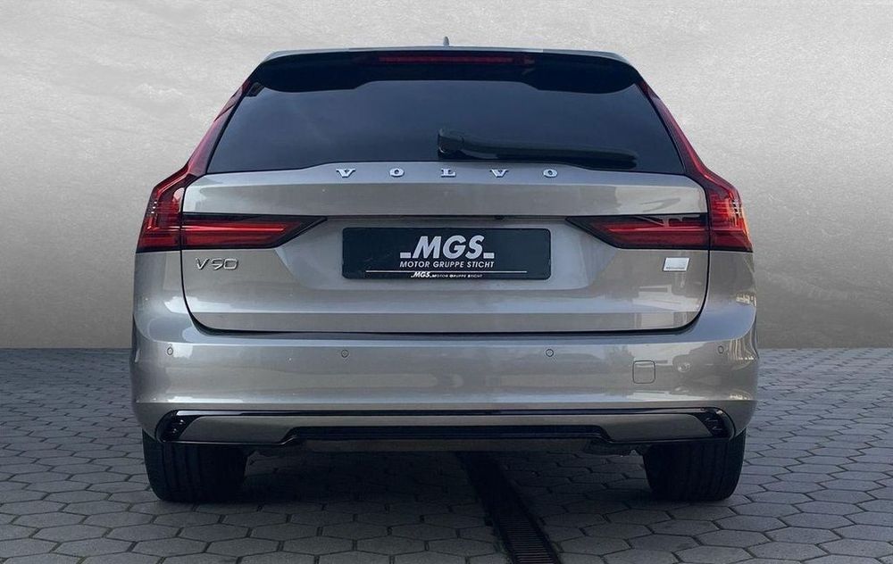 V90 T8 AWD Recharge 303 + 87 ch Geartronic 8 R-Design 2021 occasion 69007 Lyon