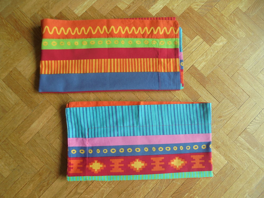 Parure motifs color&eacute;s Décoration