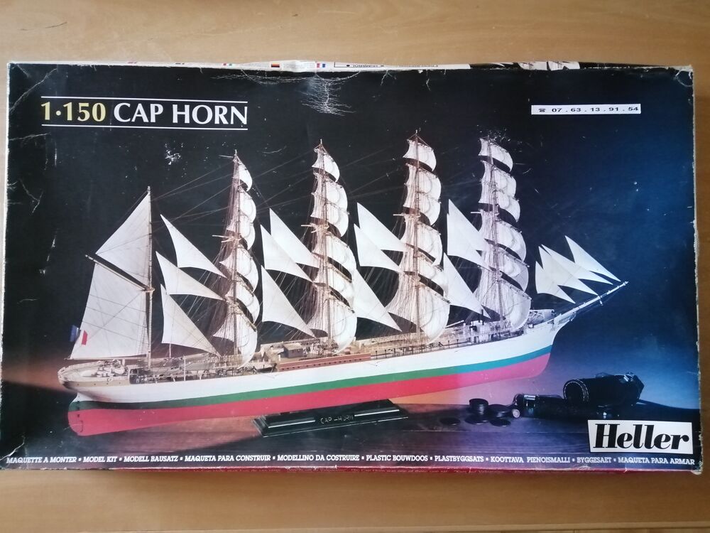 MAQUETTE HELLER 1/150 Jeux / jouets