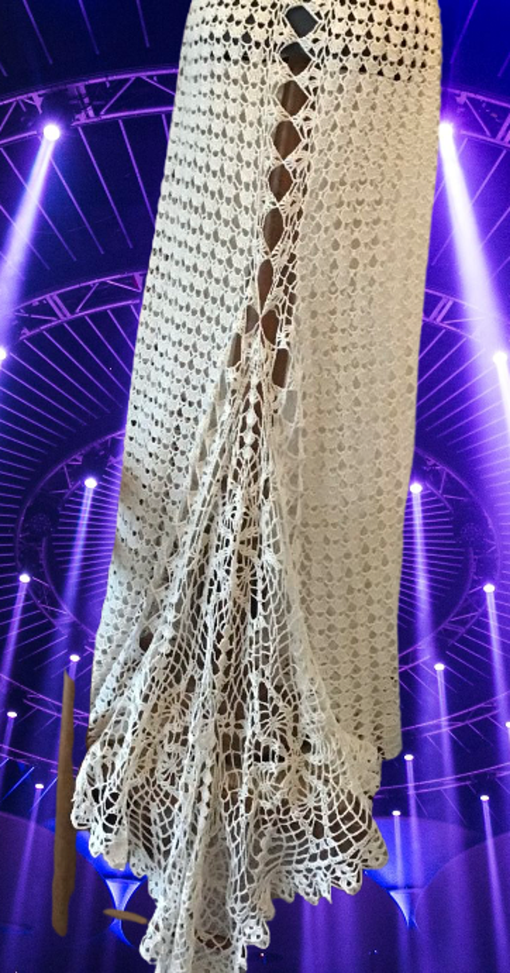 Chic robe de mari&eacute;e,mod&egrave;le unique,crochet fantaisie Vêtements