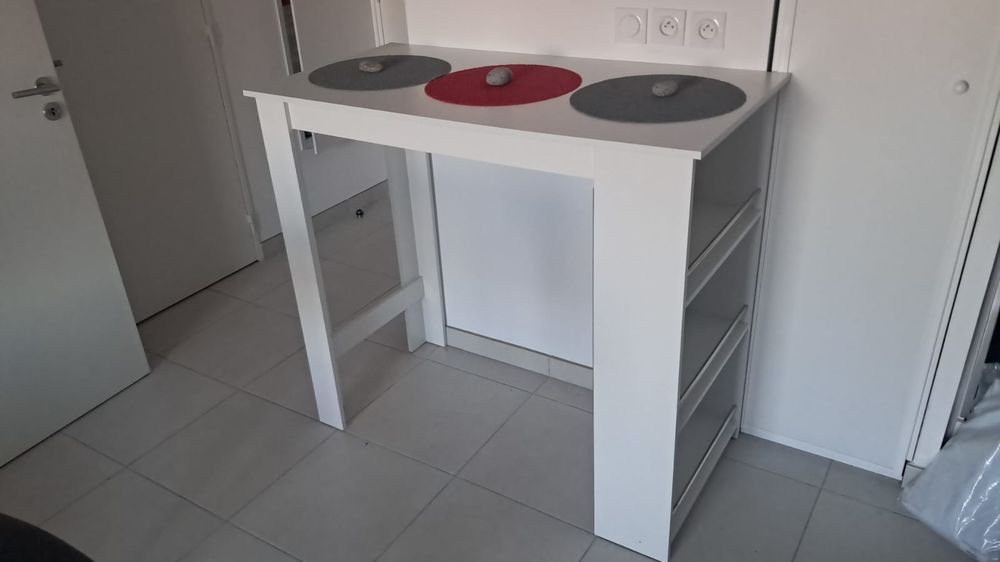 TRES URGENTE CAUSE D&Eacute;PART. BONNE AFFAIRE avant VENDREDI 25 Electroménager
