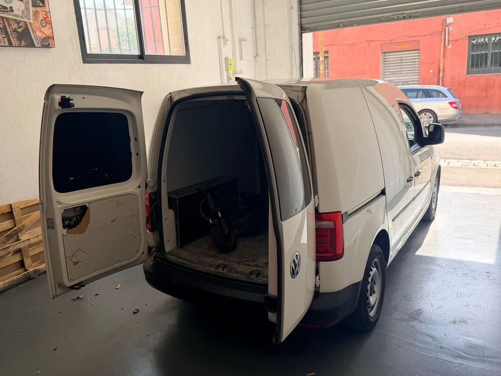 Caddy CADDY VAN 2.0 TDI 102 BVM5 BUSINESS LINE PLUS 2020 occasion 13010 Marseille