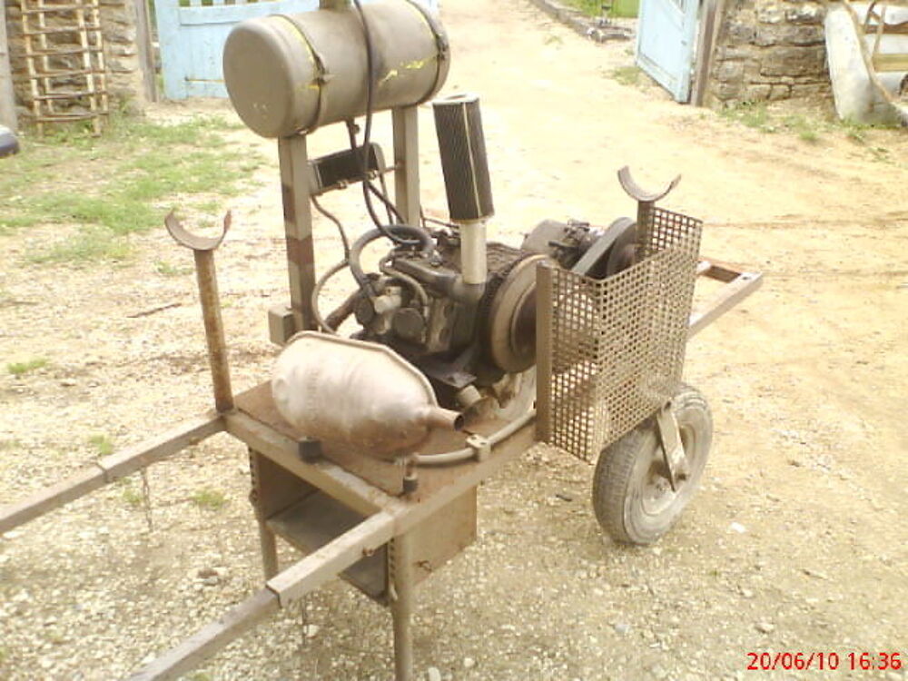 Moteur diesel sur ch&acirc;ssis mobil Bricolage
