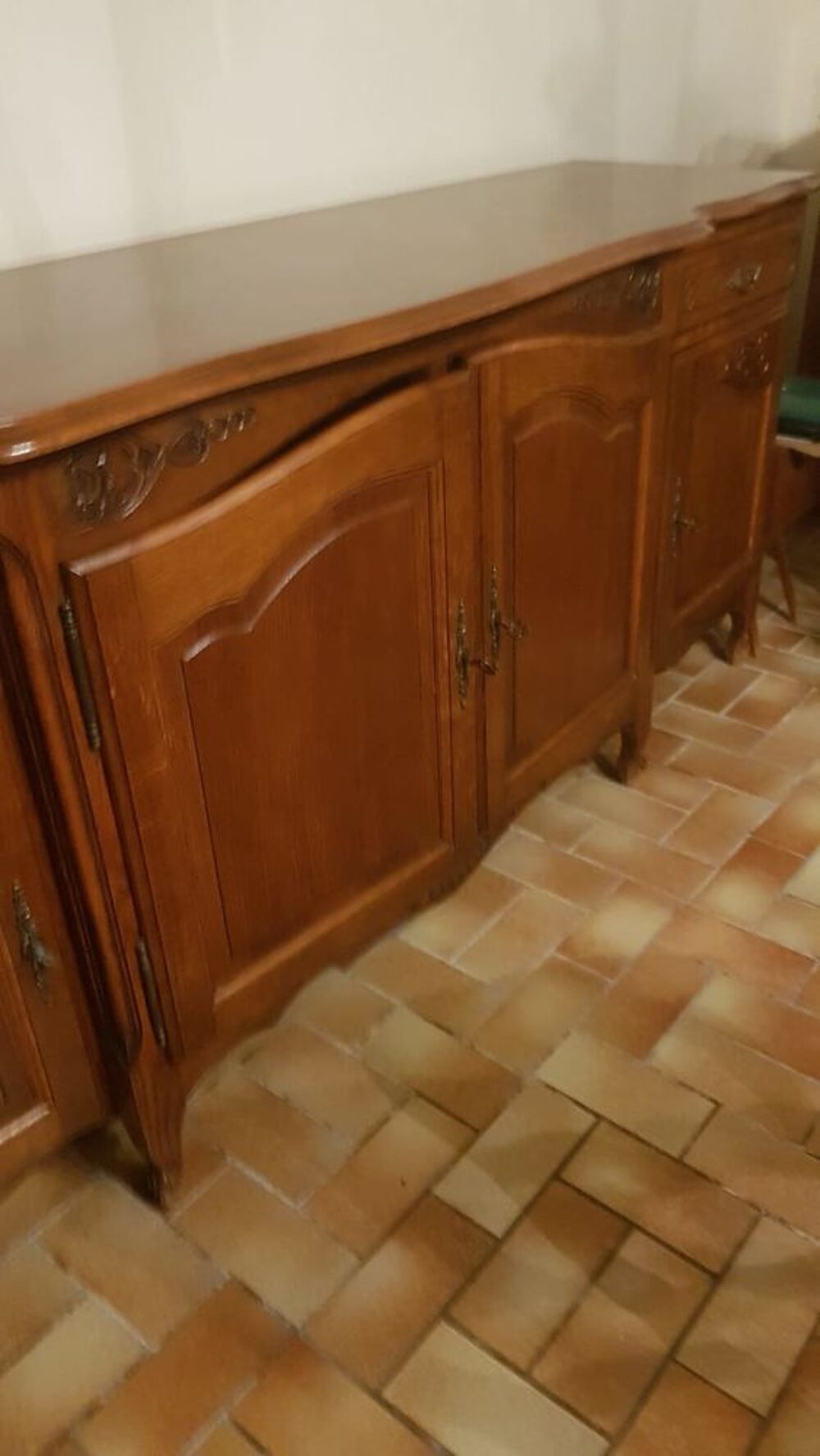 salle &agrave; manger style louis XV Meubles