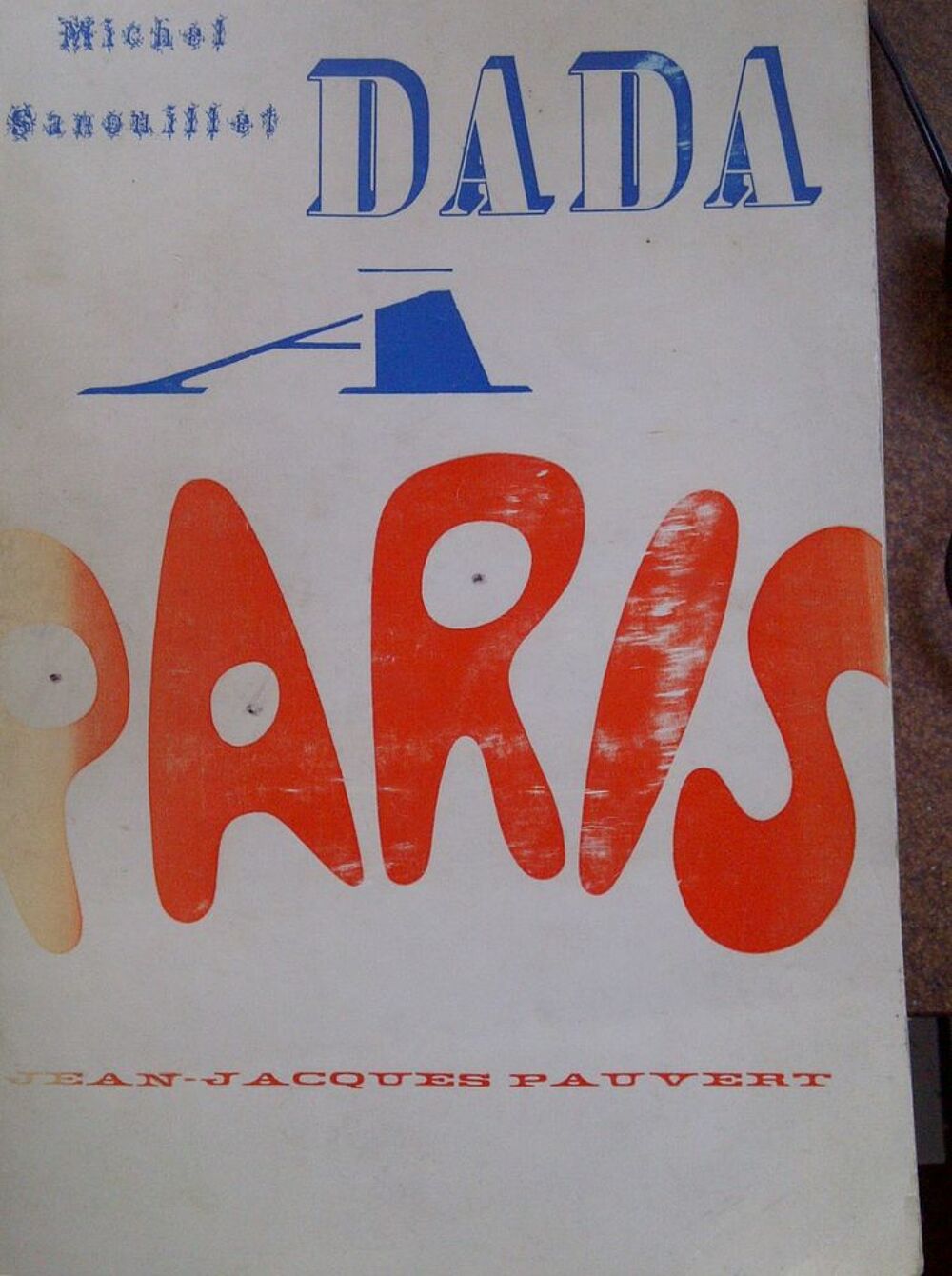 DADA A PARIS Livres et BD