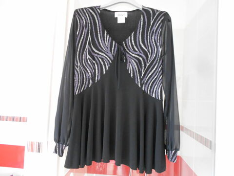 Joli haut manches longues AFIBEL neuf Taille 38/40 M/L 22 Retiers (35)