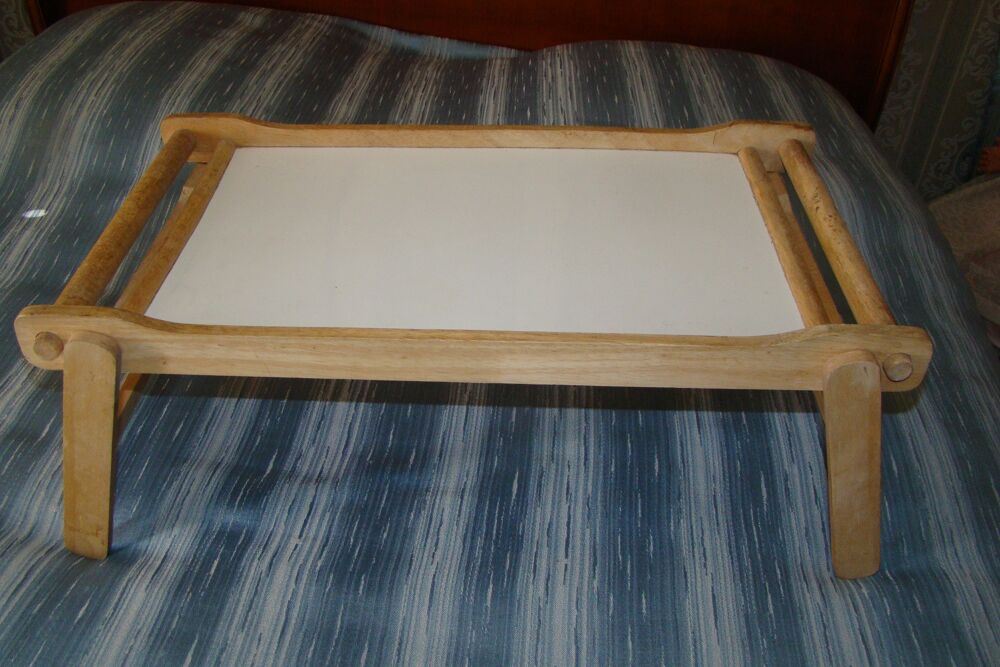 Plateau / Tablette de lit pliable Becquet Décoration