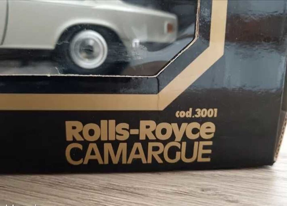 Rolls Royce Camargue 1/22 