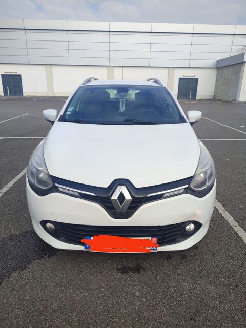 Renault Clio IV Estate Clio Estate IV dCi 90 Energy eco2 Business 82g 2015 occasion Saint-Just-en-Chaussée 60130