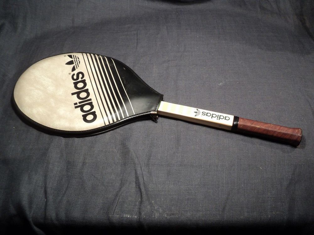 Ancienne Raquette Tennis Adidas "Ads 010 Junior " + Housse. Sports
