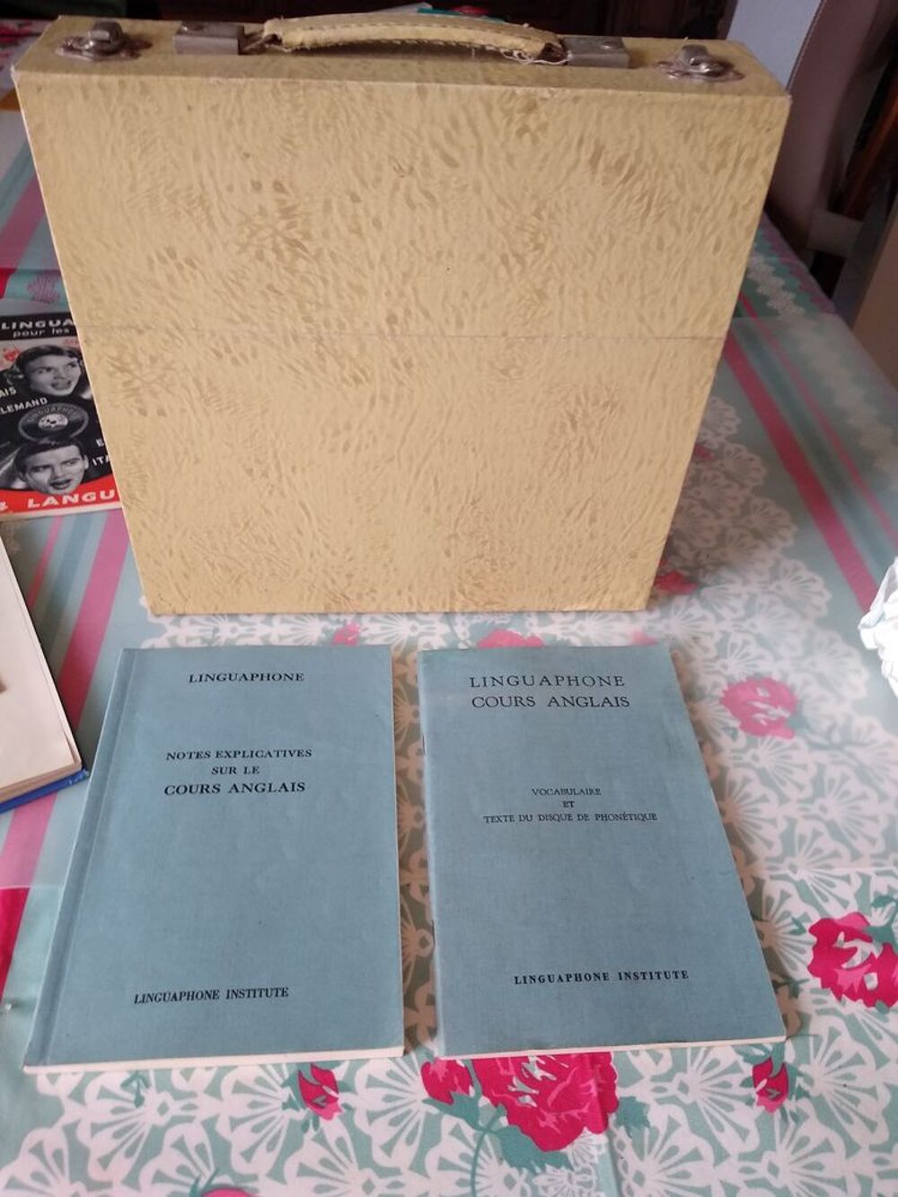 Ancien Coffret LINGUAPHONE INSTITUTE 